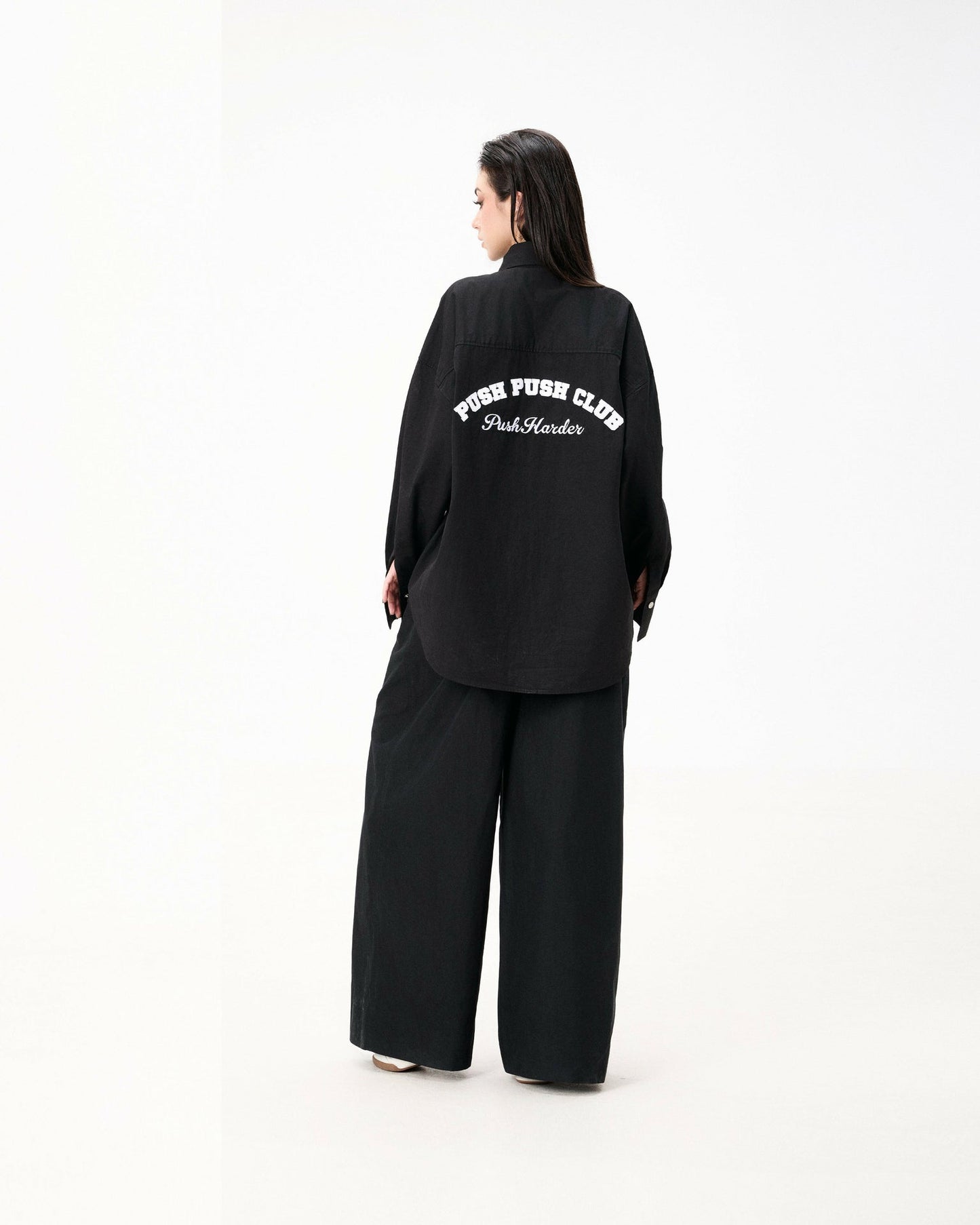 ZORA OVERSIZE SHIRT.